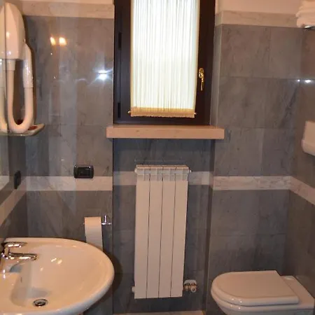 Hotel Olioso Peschiera del Garda