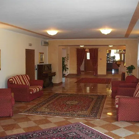 Hotel Olioso 3*