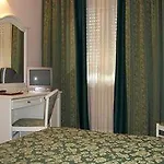 Otel Olioso Peschiera del Garda