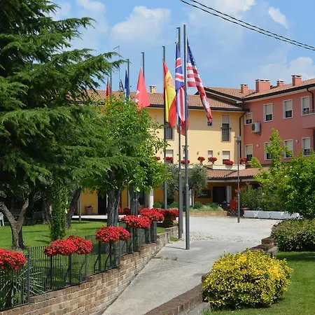 Olioso Hotel 3*